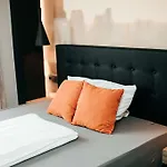 Juststay & 3* Ratingen