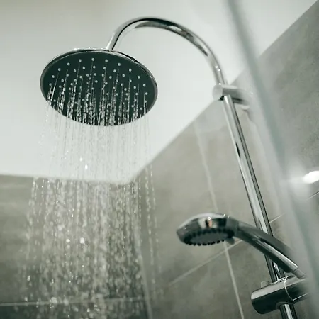 Juststay & 3* Ratingen