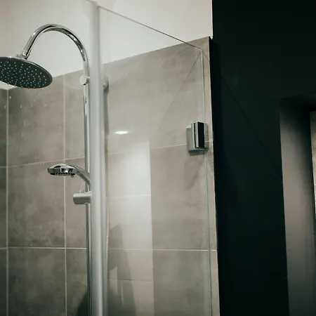 Juststay & 3* Ratingen